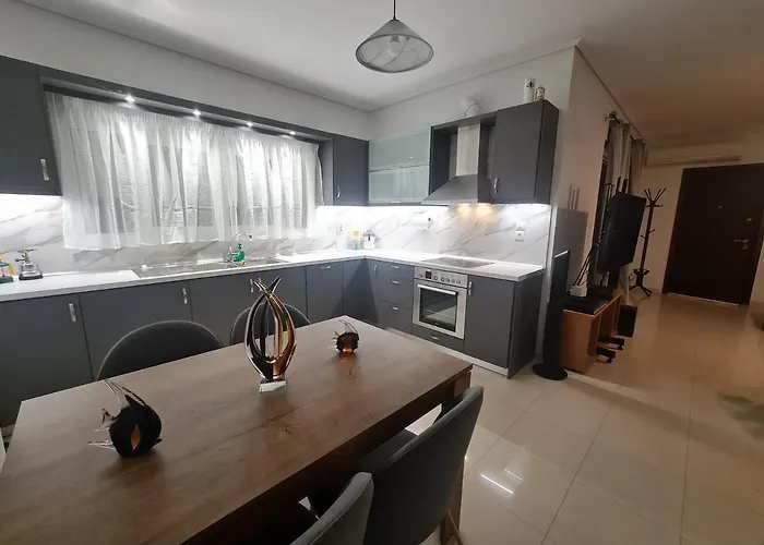 Evi'S & George'S Home